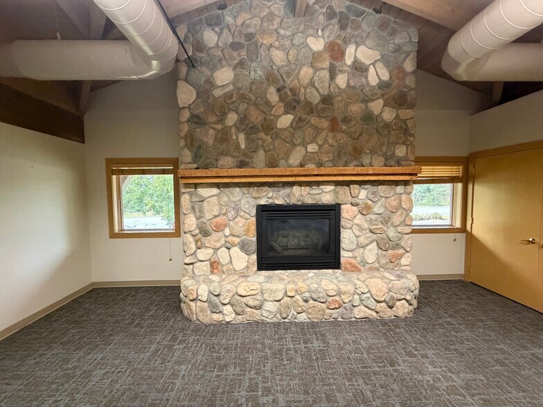 More Photos Of 1038 Northwest Blvd, Coeur d'Alene Office For Sale