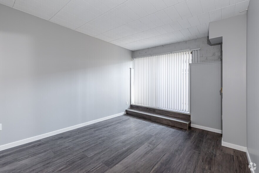 More Photos Of 59 Sumner St, Hartford Apartments For Sale