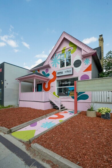 More Photos Of 214 Osborne St, Winnipeg General Retail For Lease