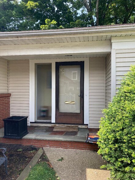 More Photos Of 520 Pleasant Valley Way, West Orange Medical For Sale