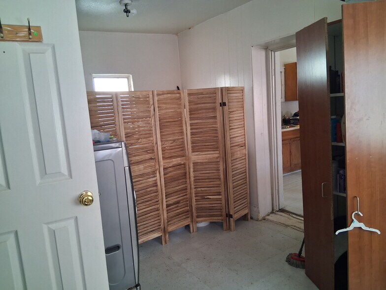 More Photos Of 617 S Virginia St, El Paso Multifamily For Sale