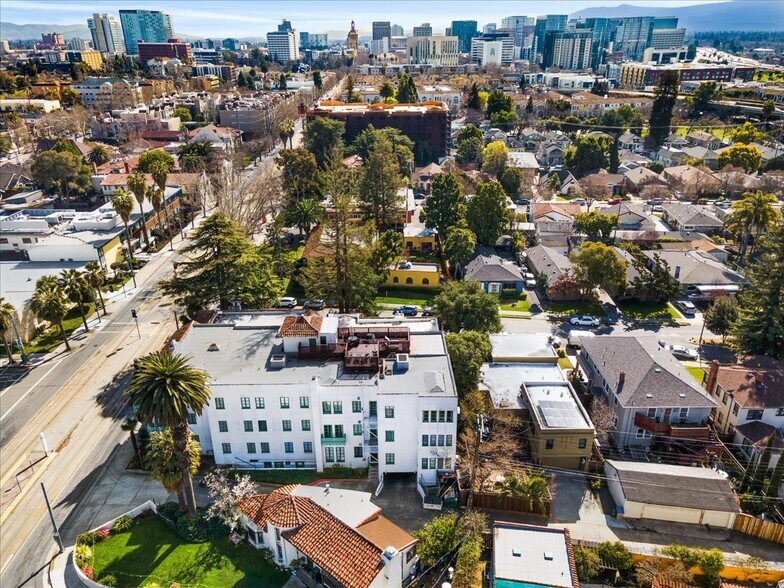 More Photos Of 15 Hawthorne Way, San Jose Apartments For Sale