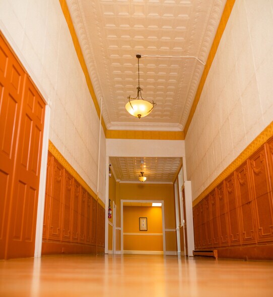 More Photos Of 61-65 E Main St, Westminster Office For Lease