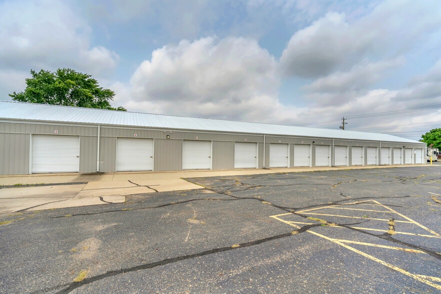 More Photos Of , Elkhart Unknown For Sale