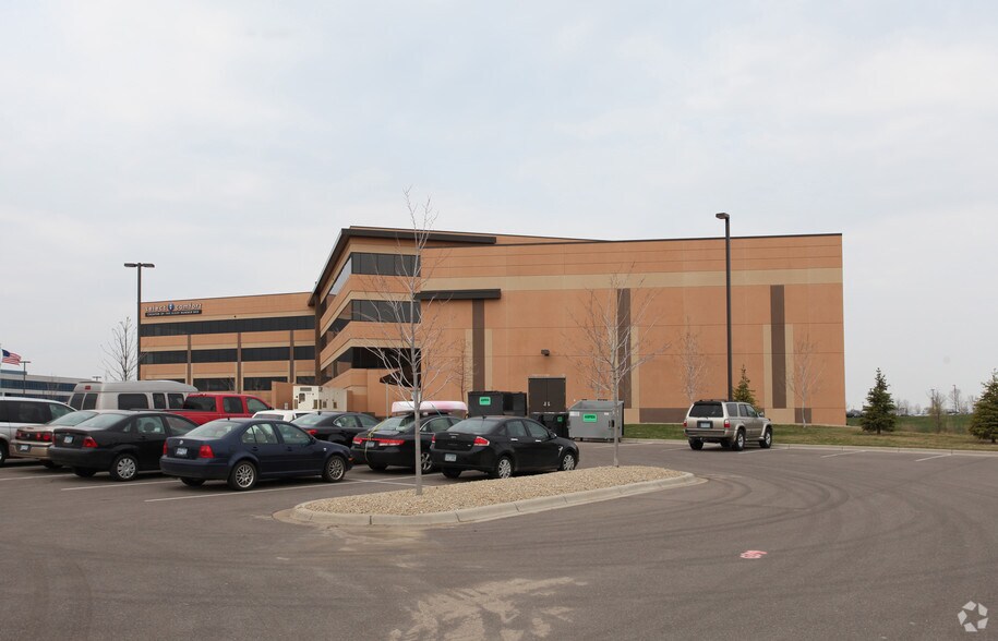 More Photos Of 9800 N 59th Ave, Plymouth Office For Lease