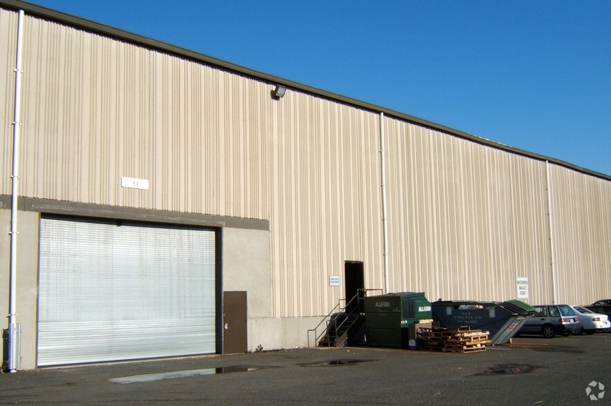 More Photos Of 20 Basin Dr, Kearny Warehouse For Lease