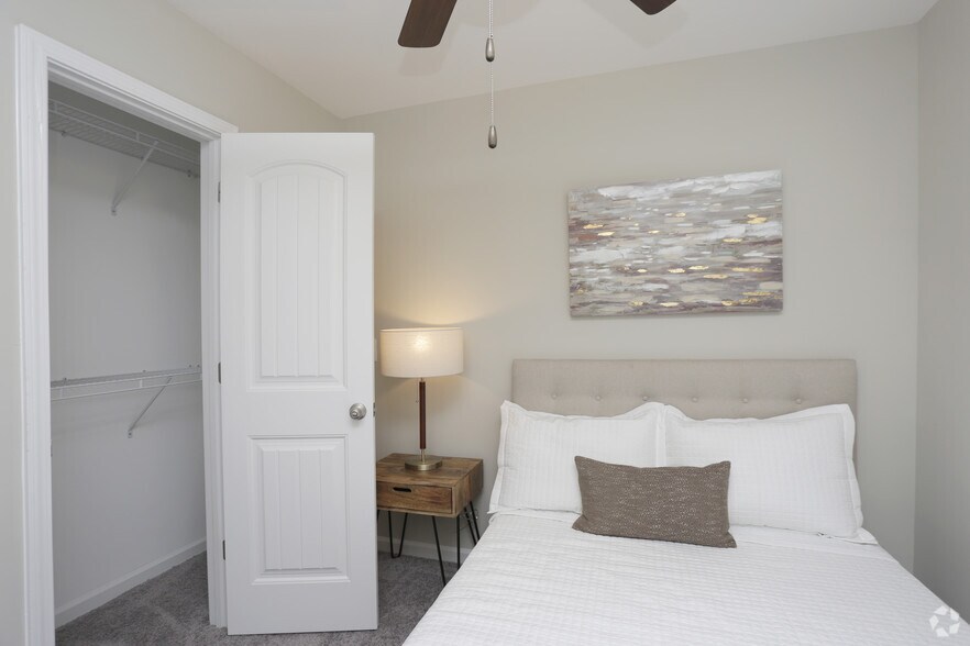More Photos Of 1980 W Main St, Central Apartments For Sale