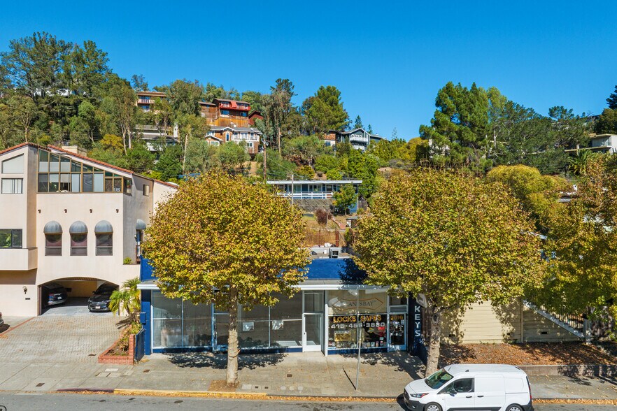 More Photos Of 2020 4th St, San Rafael Storefront For Sale