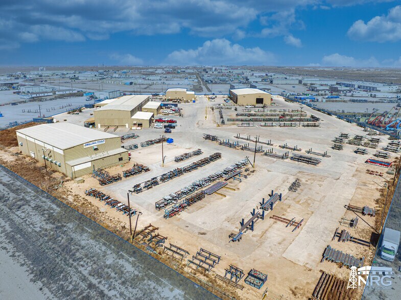 More Photos Of 1514 S County Road 1309, Midland Manufacturing For Sale