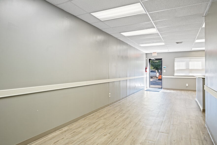 More Photos Of 510 Montauk Hwy, West Islip Office For Lease