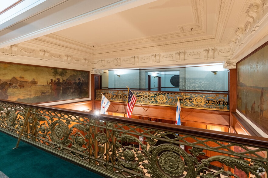 More Photos Of 401 S LaSalle St, Chicago Office For Lease