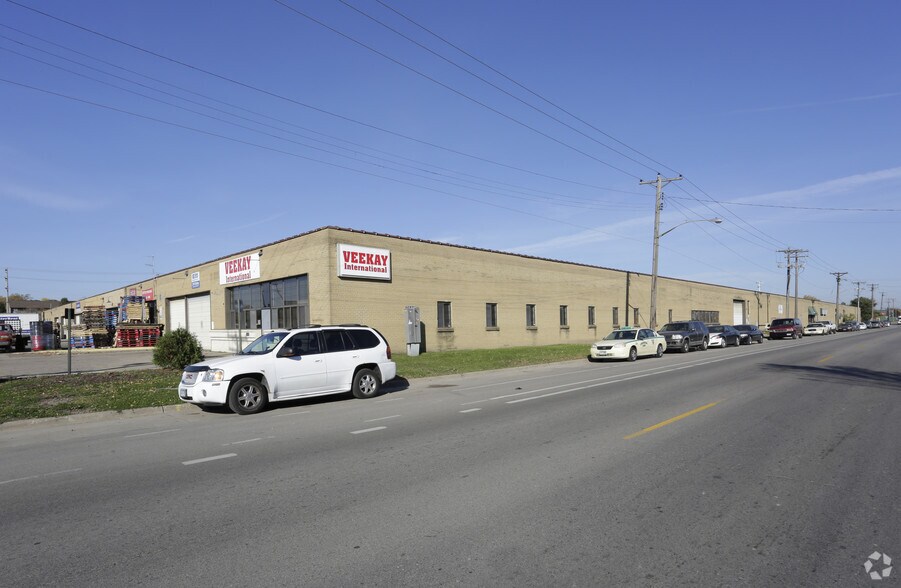 More Photos Of 2450-2560 N Washington Ave, Minneapolis Warehouse For Lease