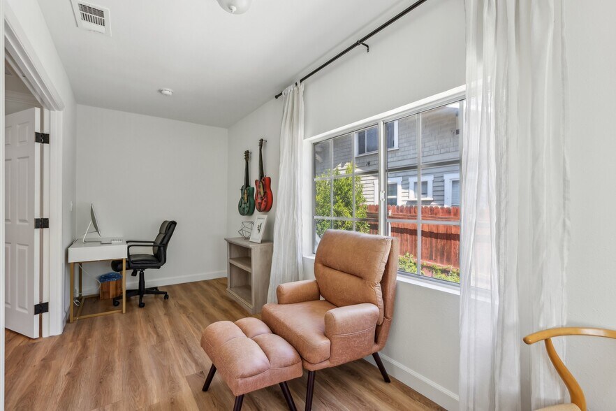 More Photos Of 6082 Selma Ave, Los Angeles Rehabilitation Center For Lease