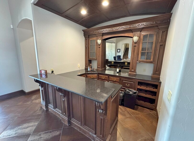 More Photos Of 9600 S May Ave, Oklahoma City Office Residential For Sale