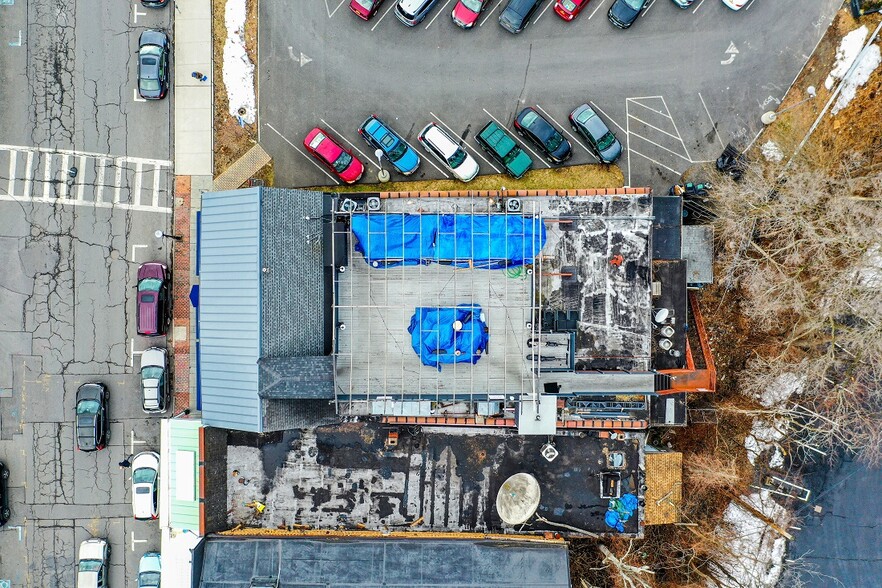 More Photos Of 63 N Front St, Kingston Storefront For Sale