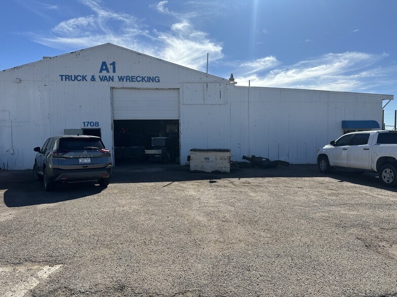 More Photos Of 1708 S Tomahawk Rd, Apache Junction Industrial For Sale