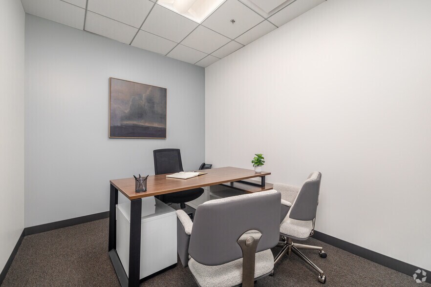 More Photos Of 2301-2321 Rosecrans Ave, El Segundo Office For Lease
