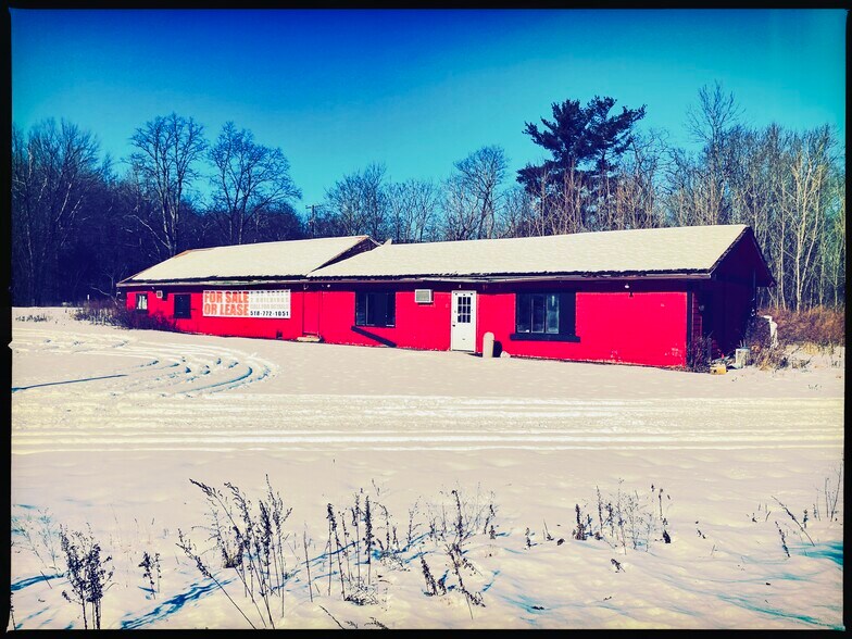 More Photos Of 8 Rt 32A, Saugerties Service Station For Sale