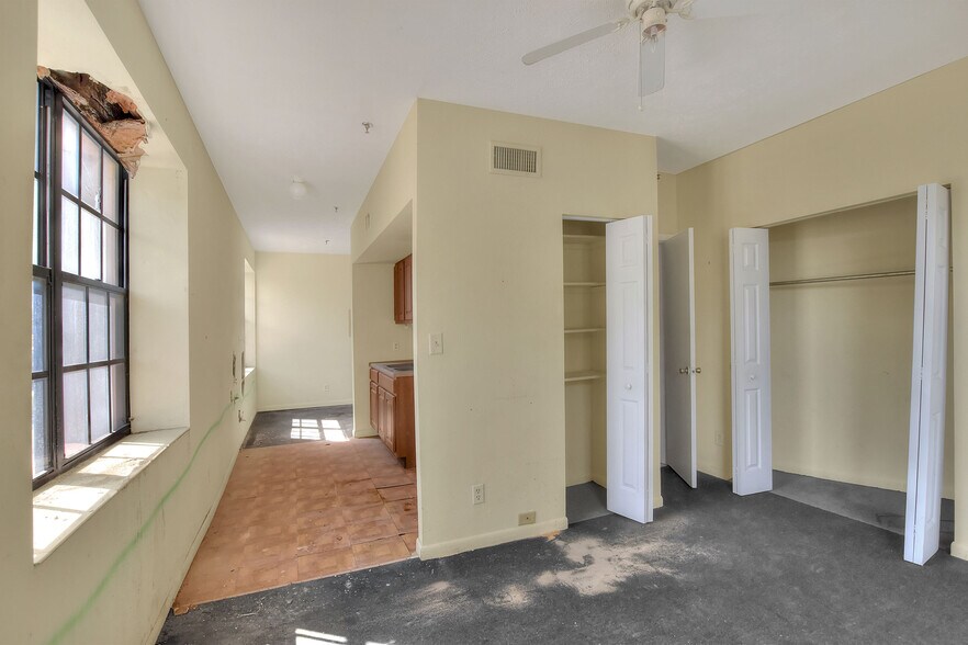 More Photos Of 206 Pilaklakaha Ave, Auburndale Apartments For Sale