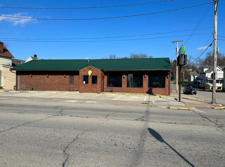 More Photos Of 631 5th Ave, New Brighton Restaurant For Sale