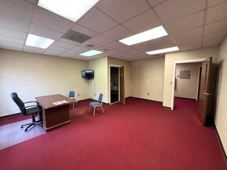 More Photos Of 847 New Hope Rd, Fayetteville Religious Facility For Sale