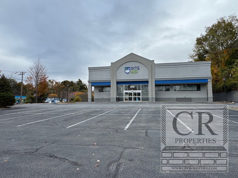 More Photos Of 3350 North Rd, Poughkeepsie Drugstore For Sale