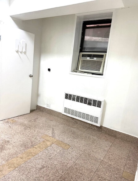 More Photos Of 14105 Northern Blvd, Flushing Healthcare For Sale