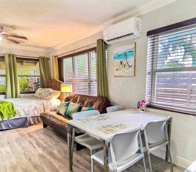 More Photos Of 2625 NE 13th Ct, Fort Lauderdale Apartments For Sale