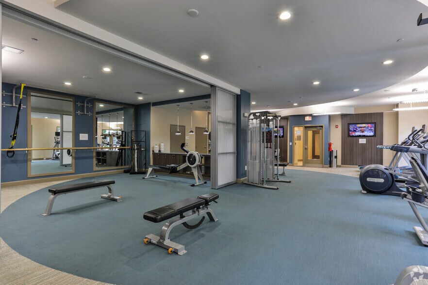 More Photos Of 111 Glenridge Point Pky NE, Sandy Springs Apartments For Lease