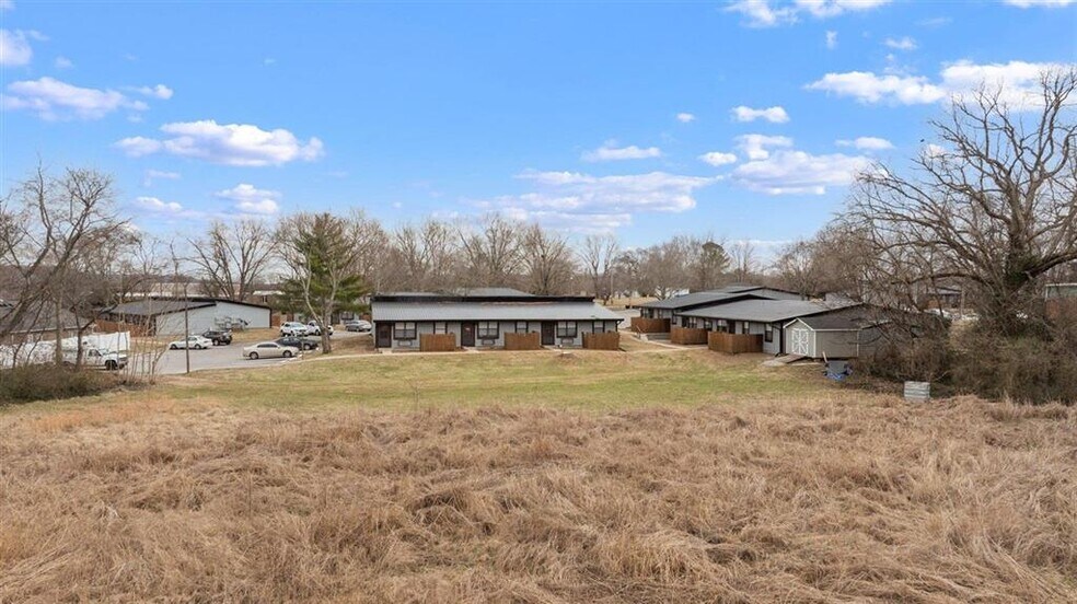 More Photos Of 101 Longview Dr, Russellville Apartments For Sale