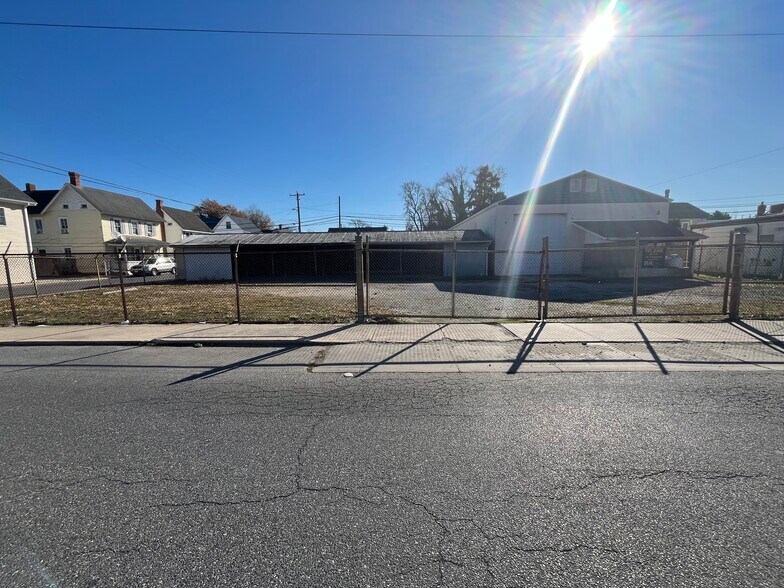 More Photos Of , Georgetown Unknown For Sale