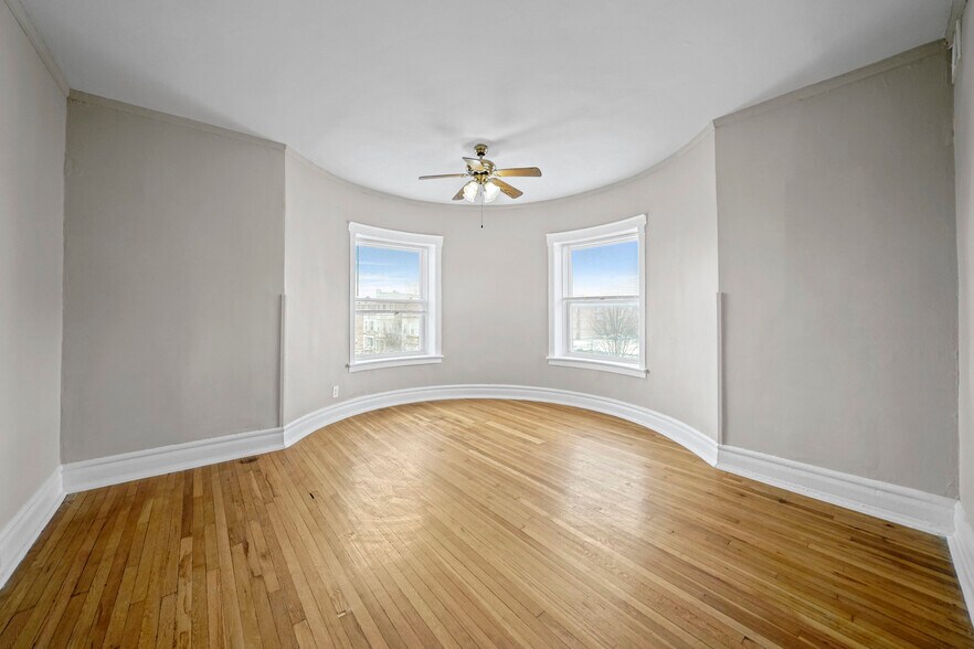 More Photos Of 3548 W 15th St, Chicago Apartments For Sale