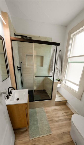 More Photos Of 225 Ellis St, San Francisco Apartments For Sale