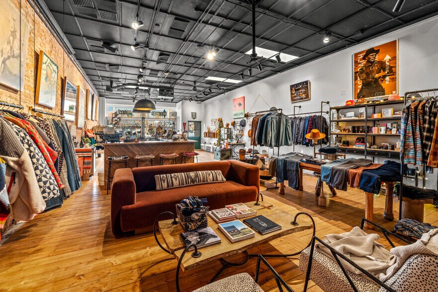 More Photos Of 907 Lincoln Ave, Steamboat Springs Freestanding For Sale