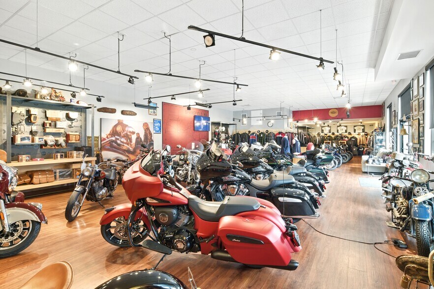 More Photos Of 962 Southampton Rd, Westfield Warehouse For Sale