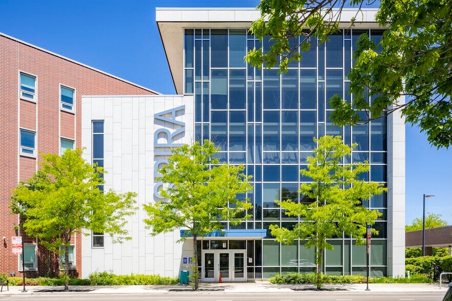 More Photos Of 2989 N Milwaukee Ave, Chicago Schools For Sale
