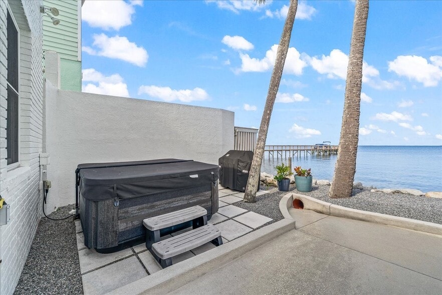 More Photos Of 2225 S Washington Ave, Titusville Office Residential For Sale