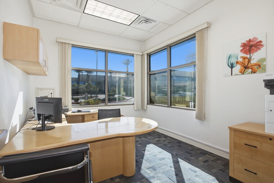 More Photos Of 10151 Park Run Dr, Las Vegas Office For Sale