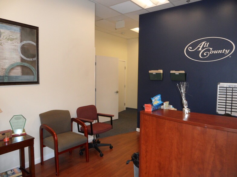 More Photos Of 1507 Park Center Dr, Orlando Office For Lease