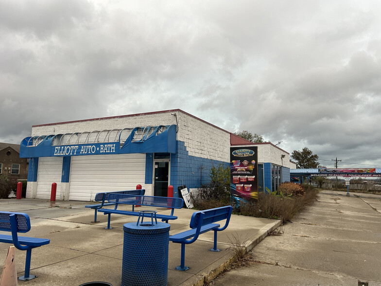 Primary Photo Of 901 Elliott Dr, Middletown Carwash For Sale