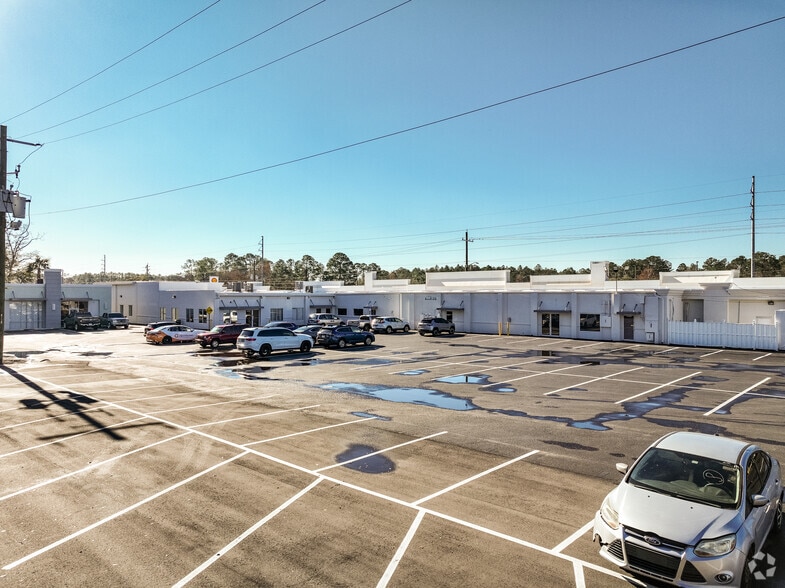 More Photos Of 7035 Philips Hwy, Jacksonville Unknown For Lease