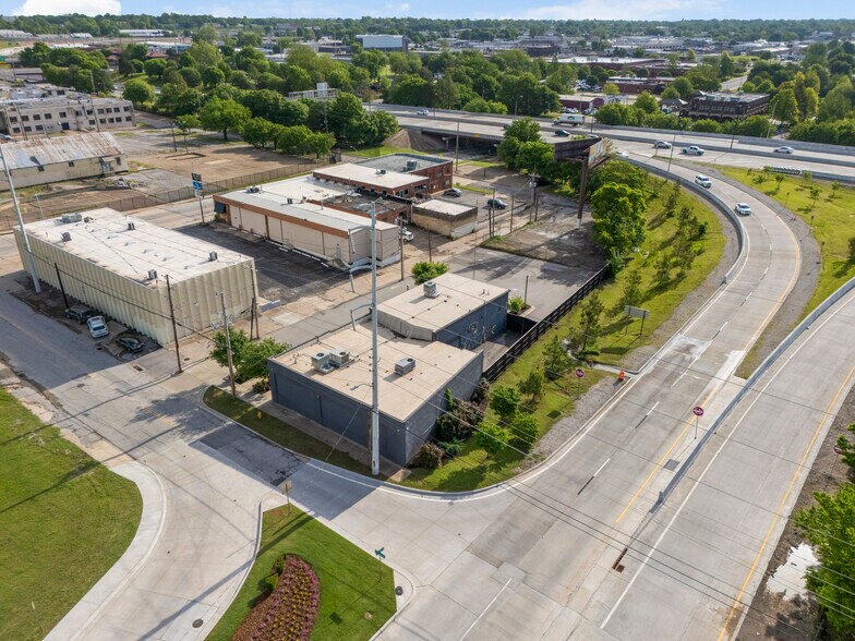 More Photos Of 621 S Kenosha Ave, Tulsa Auto Repair For Sale