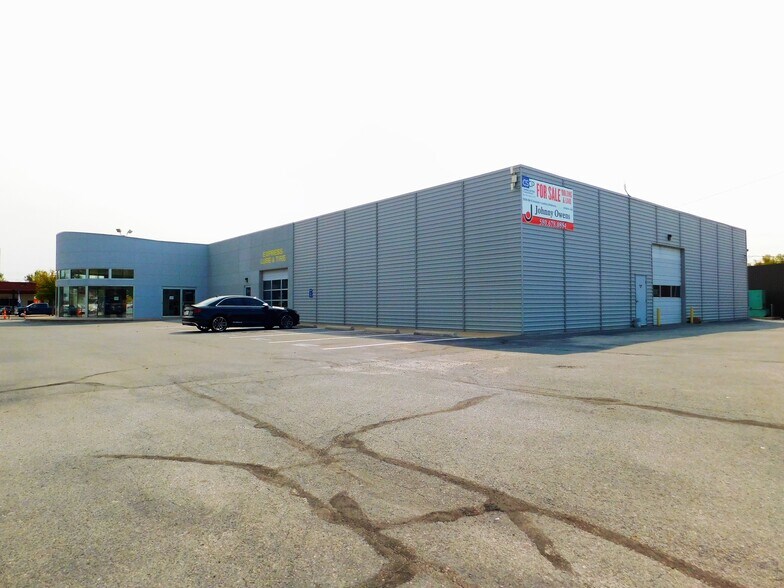 More Photos Of 202 W Gore Blvd, Lawton Auto Dealership For Sale