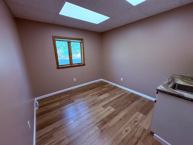 More Photos Of 822 Davison Rd, Lockport Coworking Space