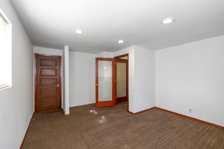 More Photos Of 2153 Bethel Rd SE, Port Orchard Office For Lease