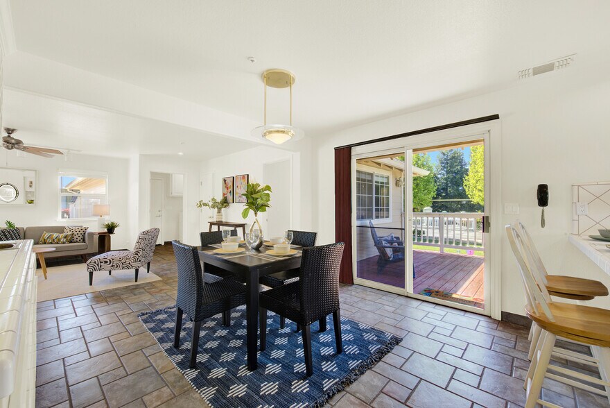 More Photos Of 5050 Melissa Ln, Vacaville Light Manufacturing For Sale