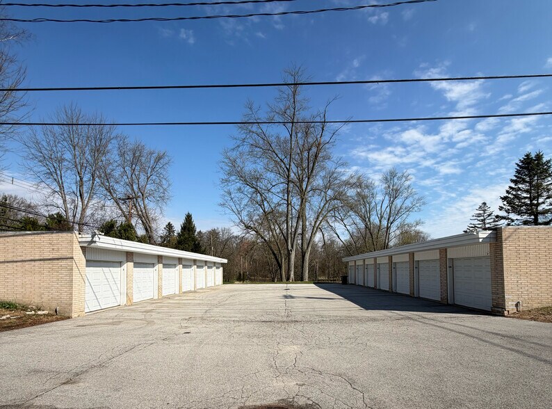 More Photos Of 4044 W Bancroft St, Toledo Apartments For Sale