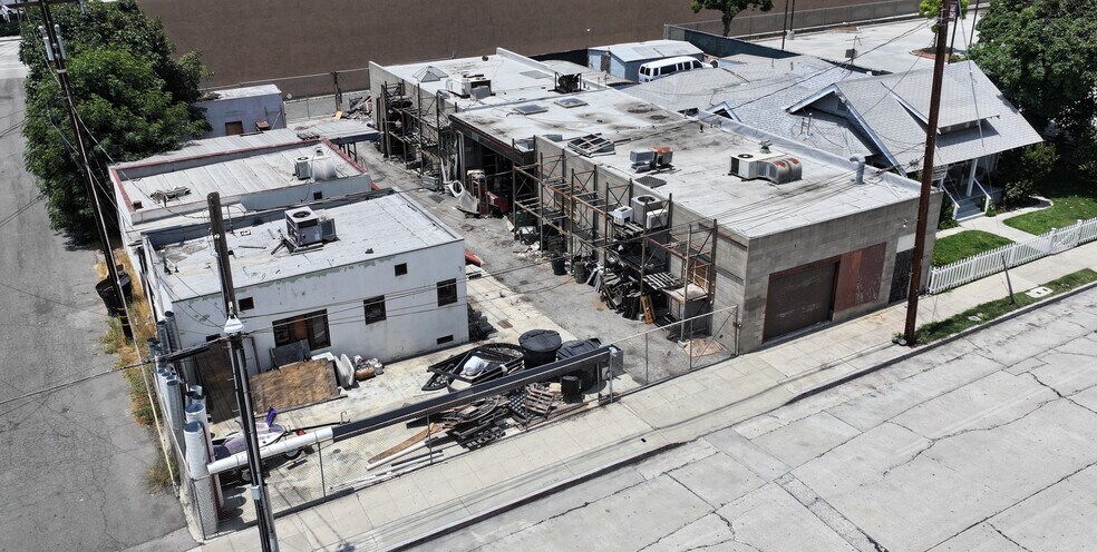 Primary Photo Of 6735 Lindley Ave, Whittier Manufacturing For Sale