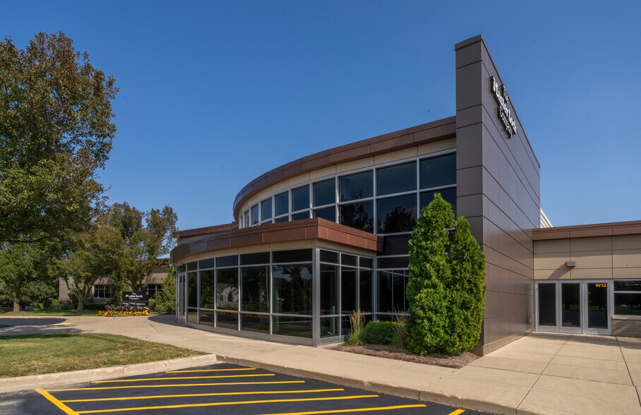 More Photos Of 6744 S Howell Ave, Oak Creek Office For Sale