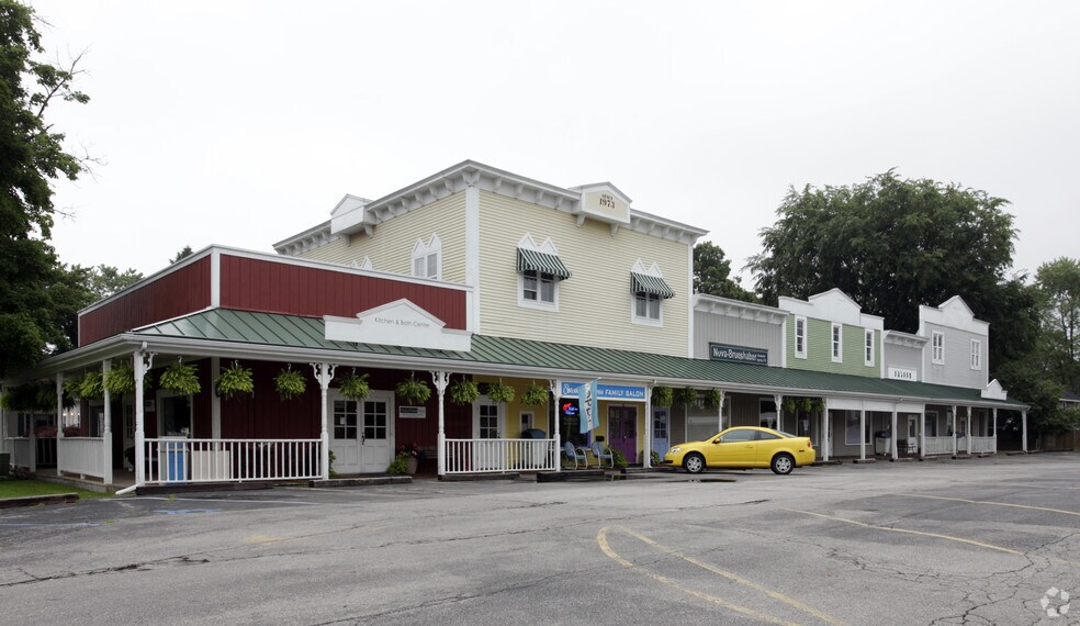Primary Photo Of 5758 Main St, Sylvania Storefront For Sale